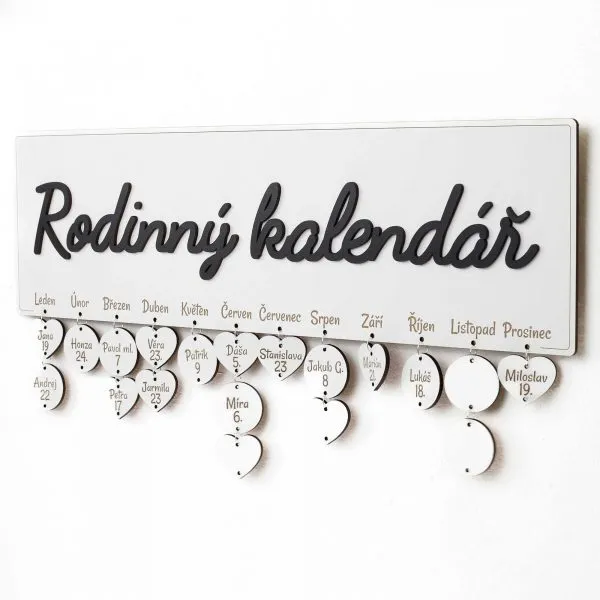 Rodinný kalendář - srdíčka a kroužky Bílá DrevoDed.cz