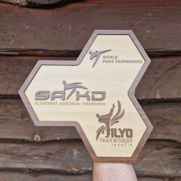 Doplněk k držáku na medaile – TRES – Na míru 3D